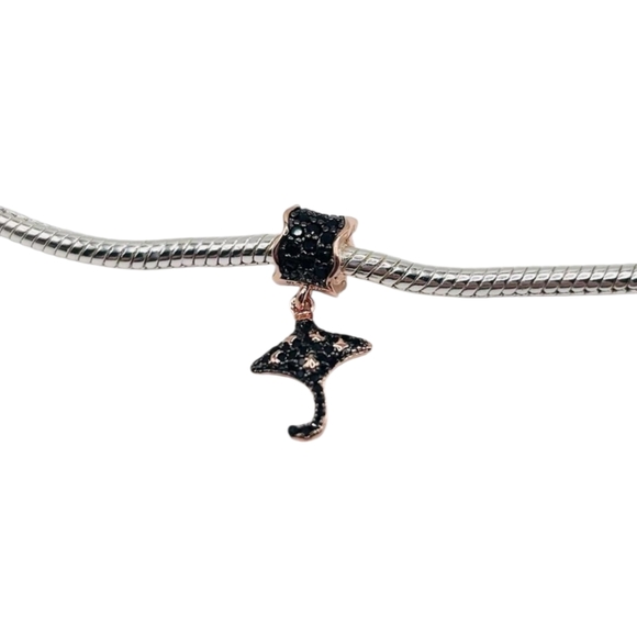 🎆Rose Gold & Black Sting Ray Ocean Dangle Bracelet Charm - Picture 2 of 11